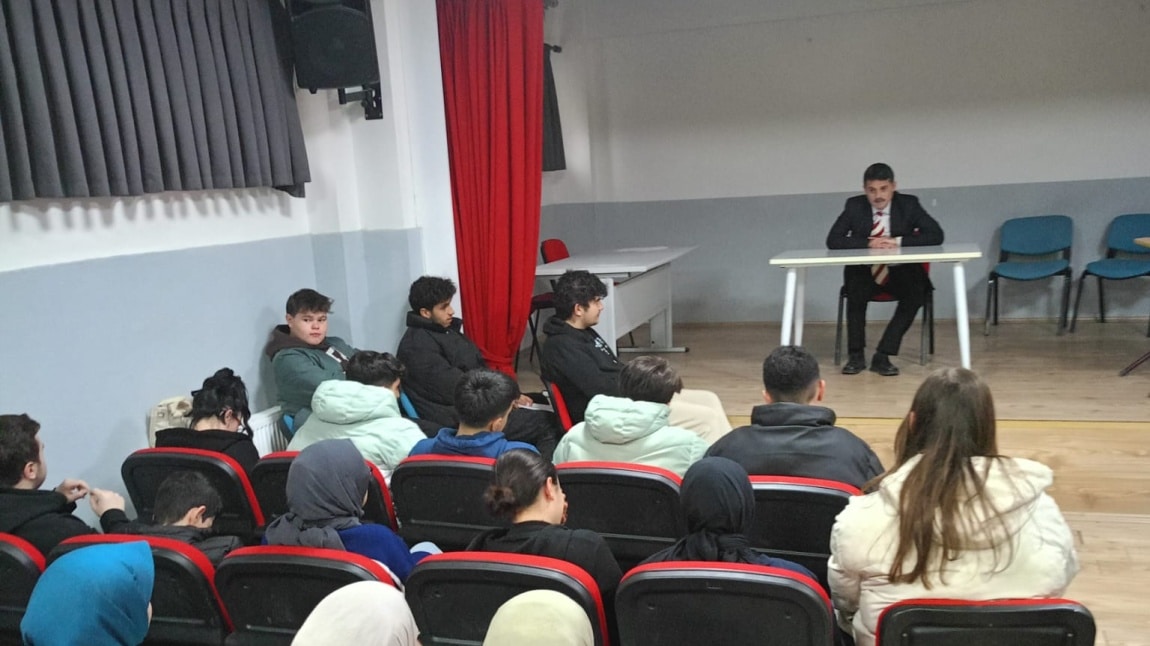 Kariyer Planlaması ve Meslek Seçimi Semineri